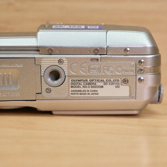 Olympus Camedia C-50 / 5MP Digital Camera / 3x Optical Zoom / Tested - Picture 8 of 9